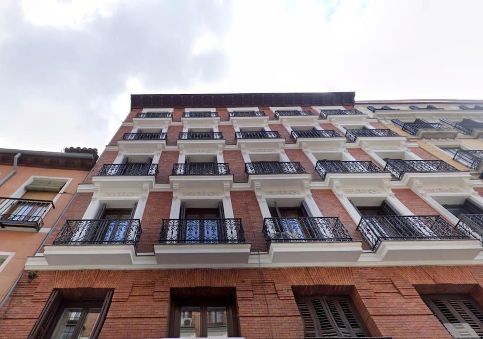 Moderno Apartamento En Pleno Centro 마드리드 외부 사진